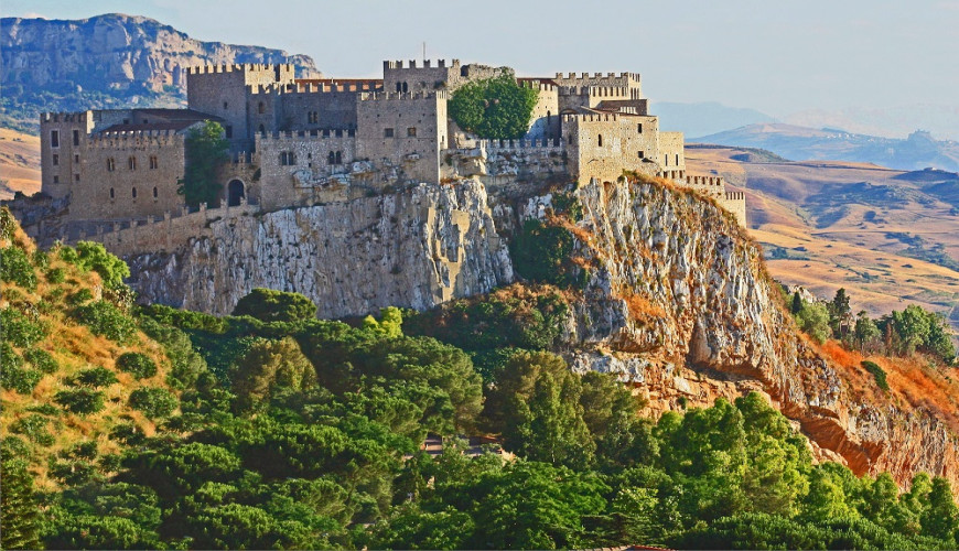 Tra pietra, storia e leggenda: un viaggio nei castelli più suggestivi della Sicilia