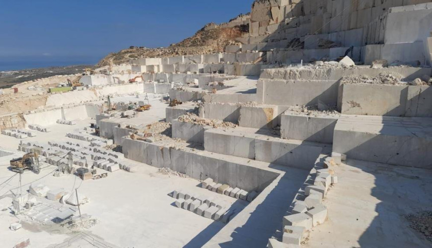 Custonaci Quarries: a One-Day Tourist Guide