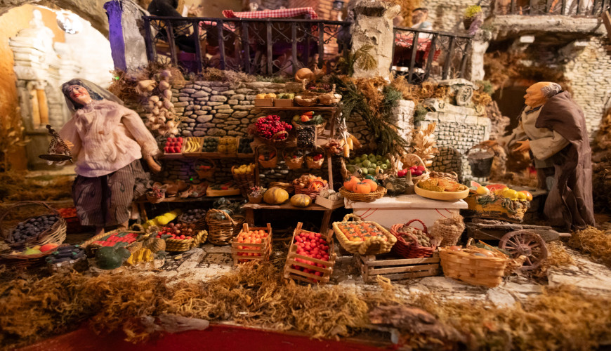Christmas in Erice: Tradition, Nativity Scenes, and Markets