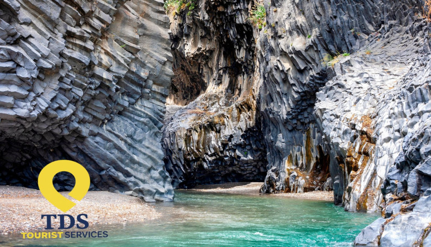 Gole dell’Alcantara: il canyon di lava più spettacolare della Sicilia