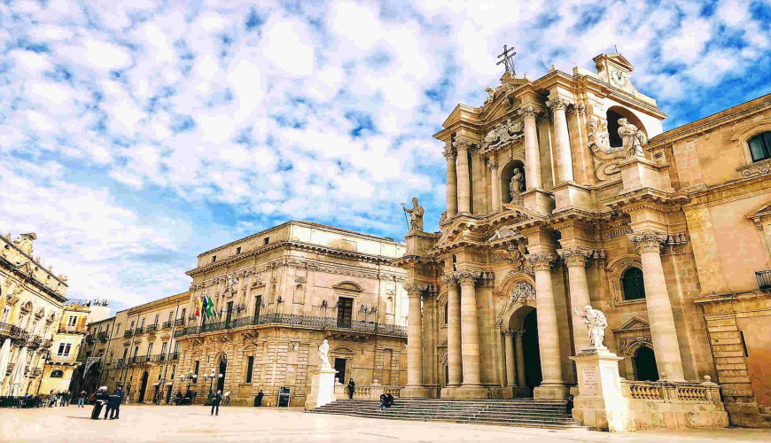 Siracusa e Ortigia: gioielli del Mediterraneo tra storia e mare