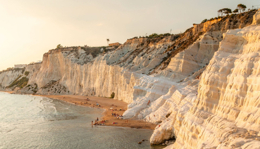 Scala dei Turchi di Agrigento: la scogliera bianca simbolo della Sicilia