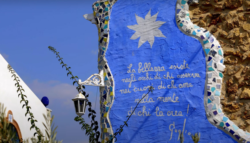 Borgo Parrini: sycylijska wioska inspirowana sztuką Gaudíego i katalońskim modernizmem