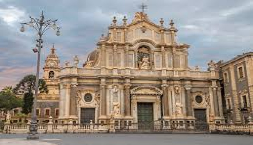 Guida turistica su Catania - cosa vedere e cosa mangiare a Catania