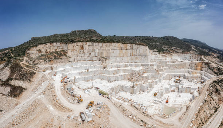 Custonaci Quarries: a One-Day Tourist Guide