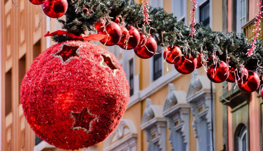Natale nei centri storici: tra presepi, mercatini e sapori della tradizione