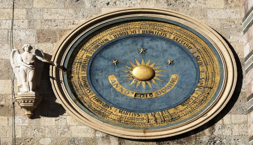 Messina, an embrace of sea and light