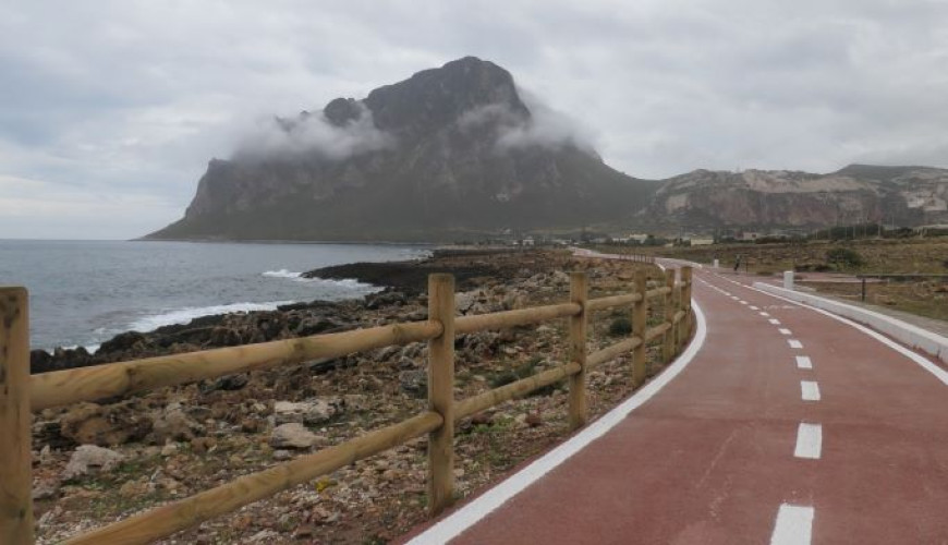 Custonaci un tesoro di borgo - Custonaci... Benvenuti in un viaggio unico tra natura, arte, storia, devozione e enogastronomia.