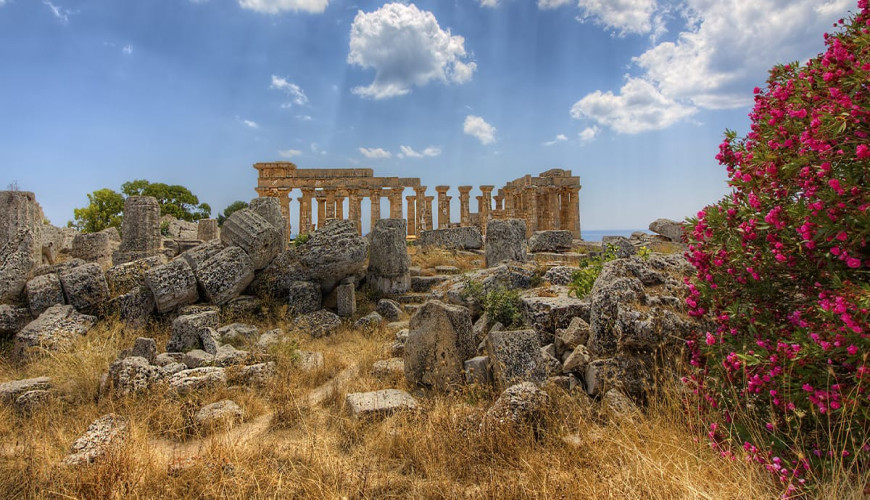 Selinunte: the great archaeological park overlooking the Mediterranean