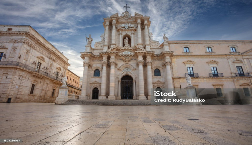 Siracusa e Ortigia: gioielli del Mediterraneo tra storia e mare
