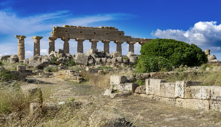 Selinunte: the great archaeological park overlooking the Mediterranean