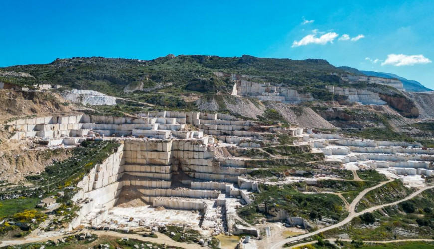 Custonaci Quarries: a One-Day Tourist Guide
